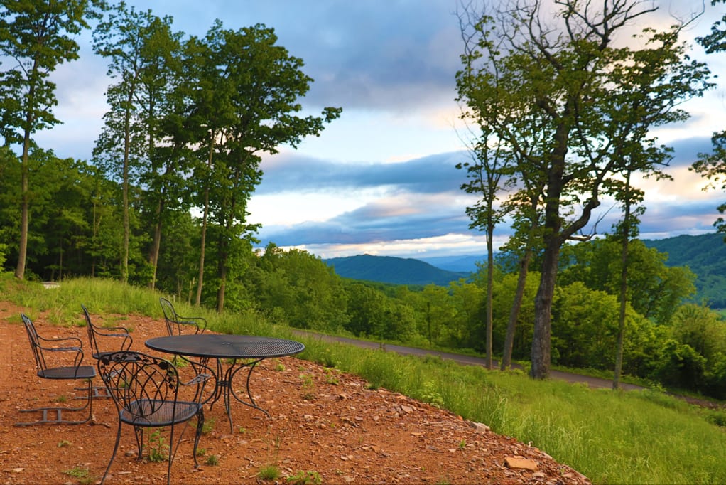 DF-Rise-View-With-Chair-REDUCED Delafield Rise View With Chair And Table